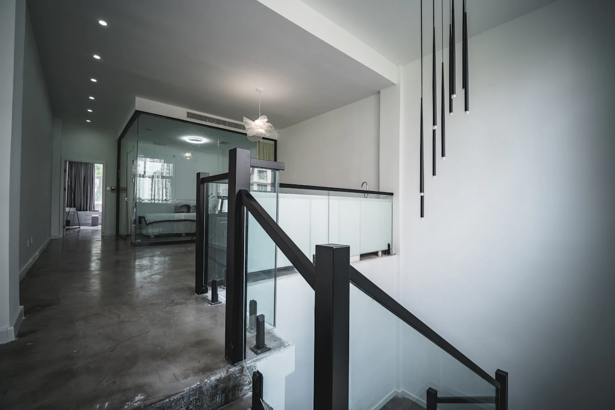 Stainless steel staircase railing